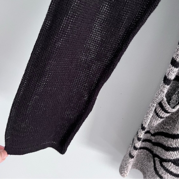 Chico’s Easywear Alastrina Striped Gray Black Open Front Light Knit Cardigan - Picture 7 of 13